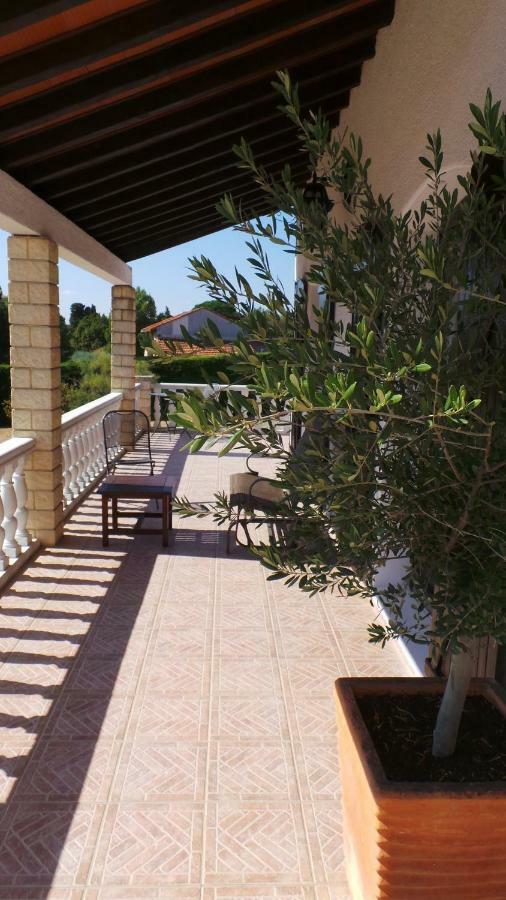 Number9 - Now With Air Conditioned Rooms Carlipa Exterior foto